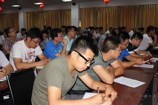 公司組織銷售人員進行專業技能培訓