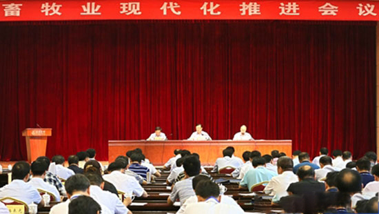 于康震：紮實推進畜牧業供給側結構性改革