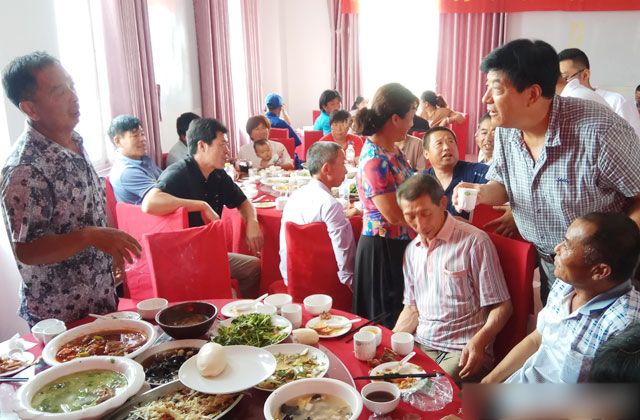 熱烈祝賀山東天源新形勢養豬技術論壇會議成功召開