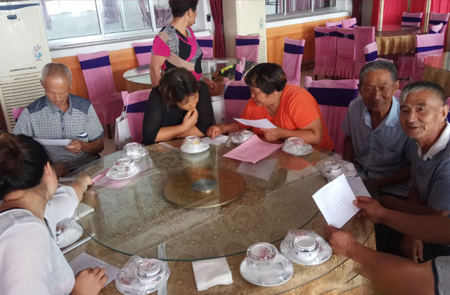 客戶現場填寫訂貨單 搶購天源産品