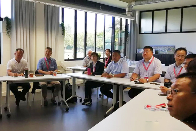 天源技術團隊赴比利時參加家禽健康養殖培訓