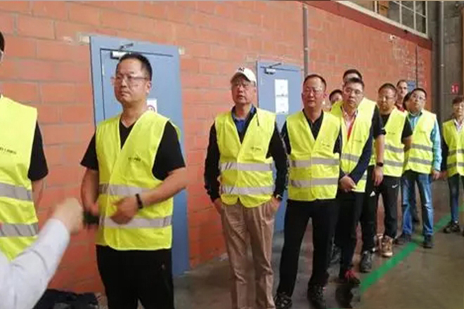 天源技術團隊赴比利時參加家禽健康養殖培訓