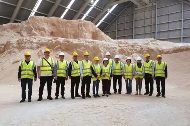 天源技術團隊赴比利時參加家禽健康養殖培訓