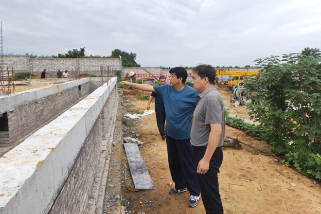 市農業農村局領導視察天源農牧項目建設情況